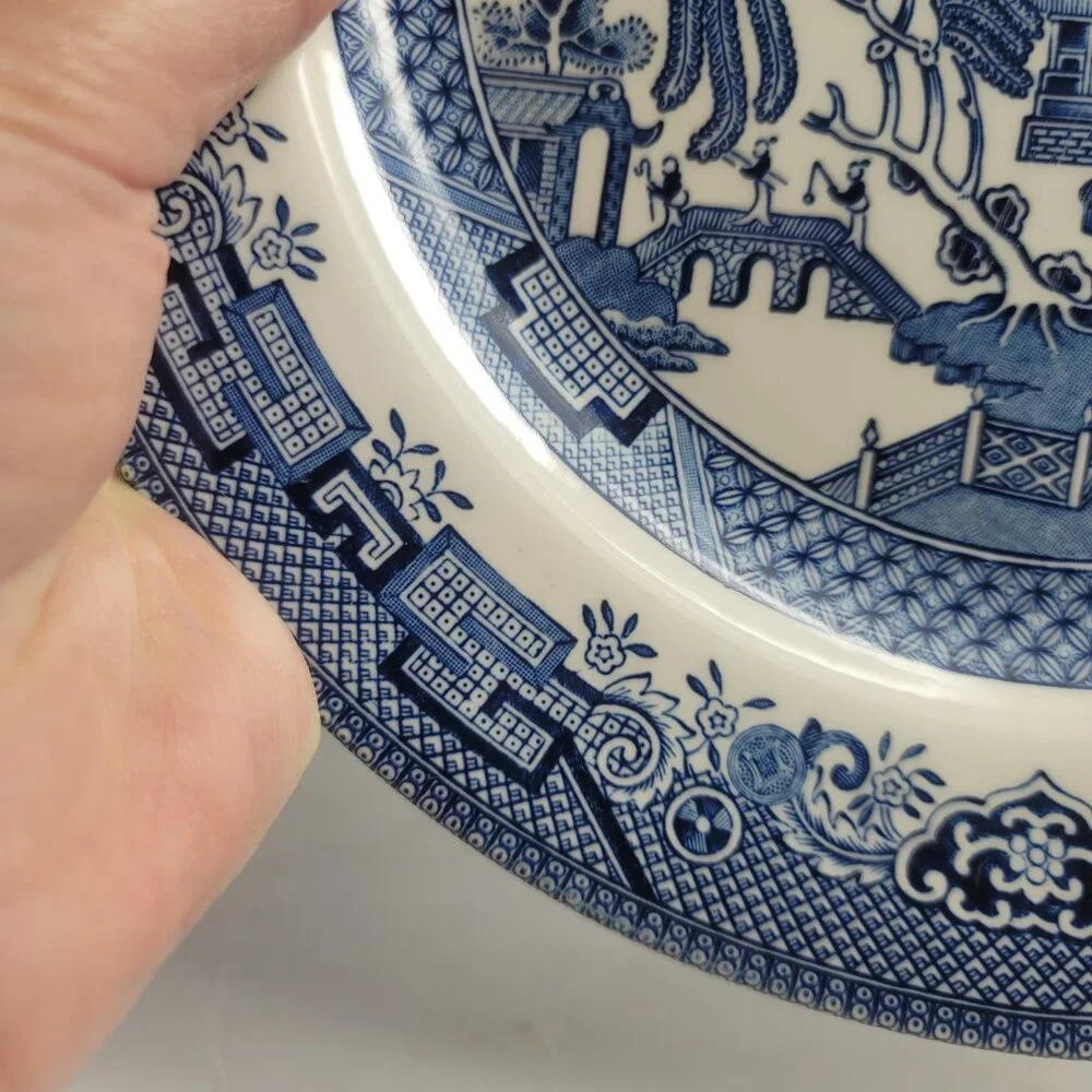 ONE Churchill Willow Blue Dinner Plate (Blue Willow) Georgian Shape